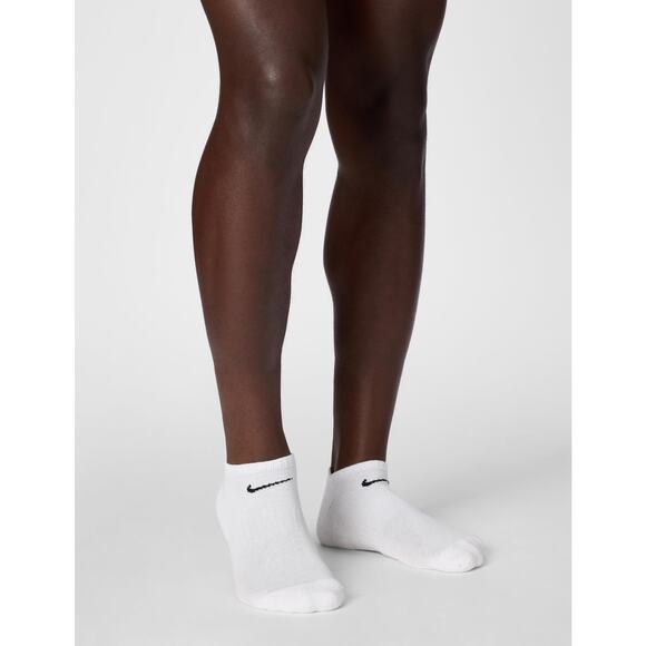 NWT Nike Everyday Cushioned Training No-Show Socks 6-Pack White/Black Large - Picture 4 of 5
